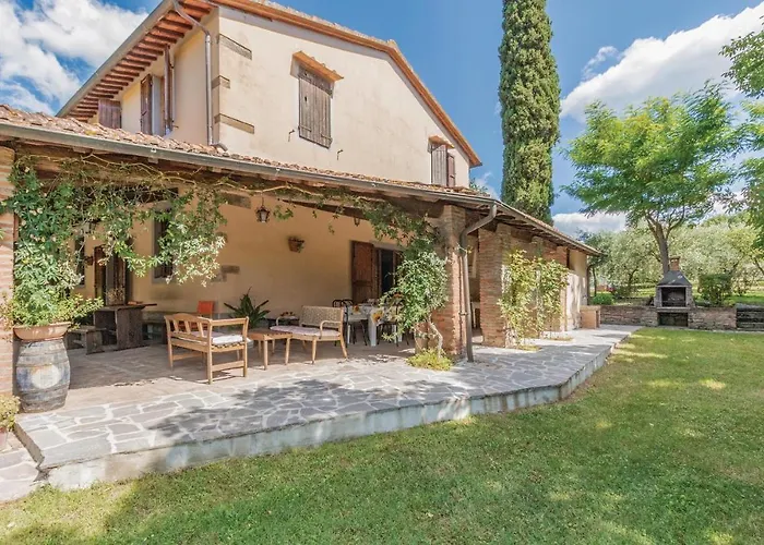 Pet Friendly In Terranuova Bni Ar Piantravigne